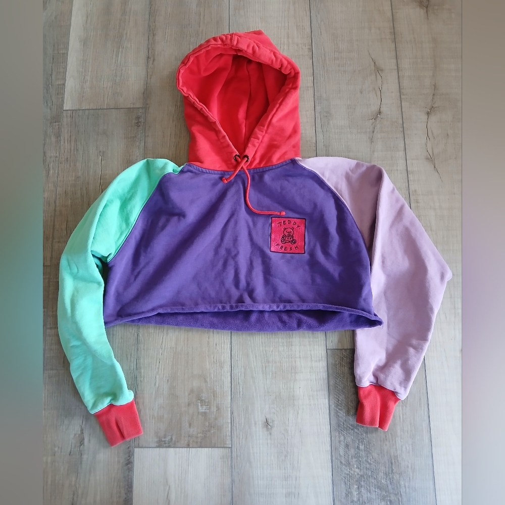 Teddy Fresh Hoodie Women's Multicolored Sweatshirt. Size M